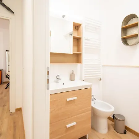 Bmga L San Paolo Industrial 5bdr Apartment Rom
