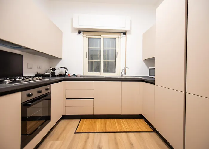 Bmga L San Paolo Industrial 5bdr Apartament